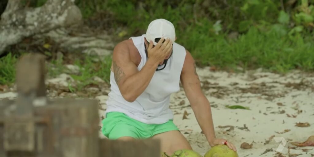 Luke's injury on Million Dollar Island