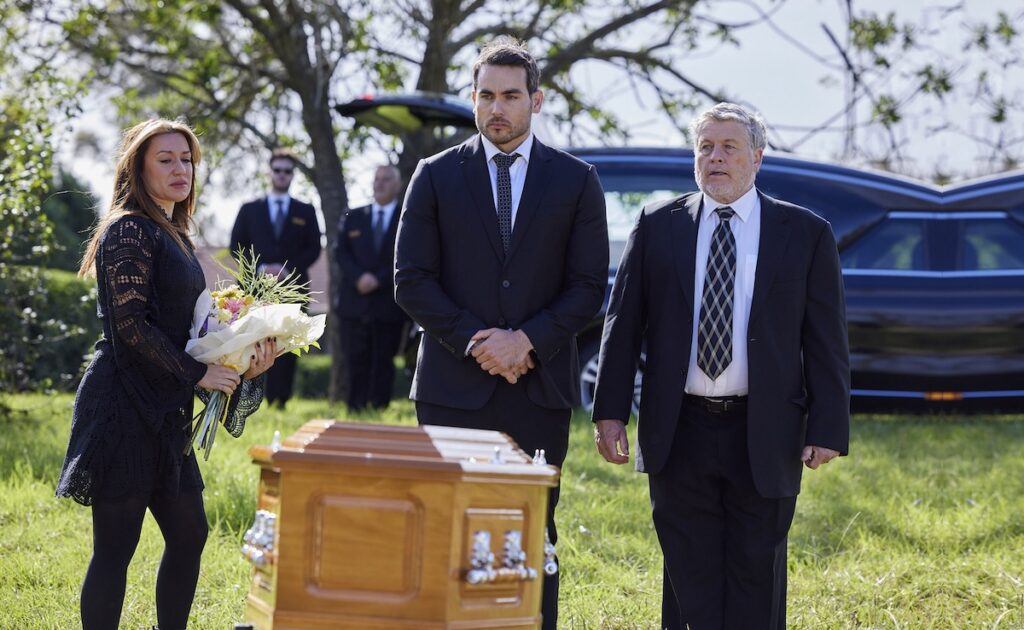 home and away felicity funeral peter phelps