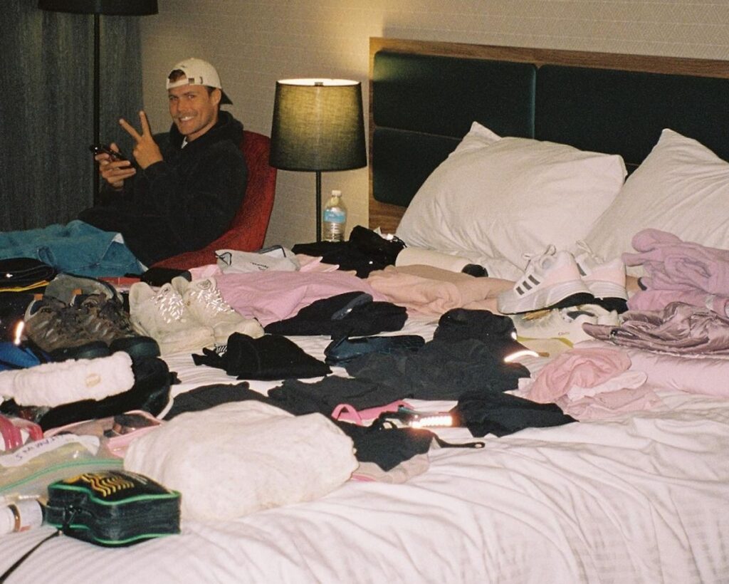 Jett in his and Lily's Amazing Race hotel room.