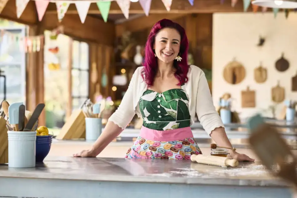 Laurina Bowlen australian bake off elimination