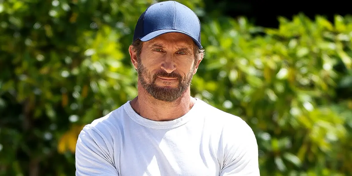 Australian Survivor host jonathan lapaglia