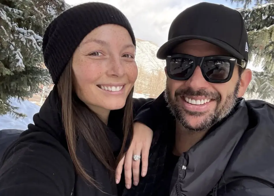 Ricki-Lee coulter and her husband, Richard harrison